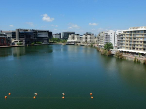 Luxury Apartment - Tyger Waterfront